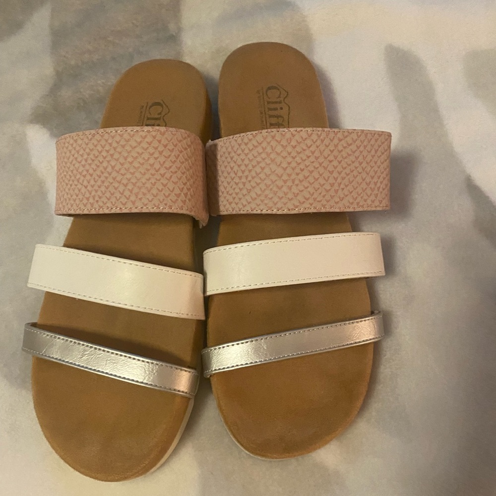 Cliffs sandals  size 8.5